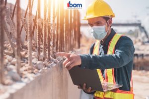 kiểm tra công trường xây dựng