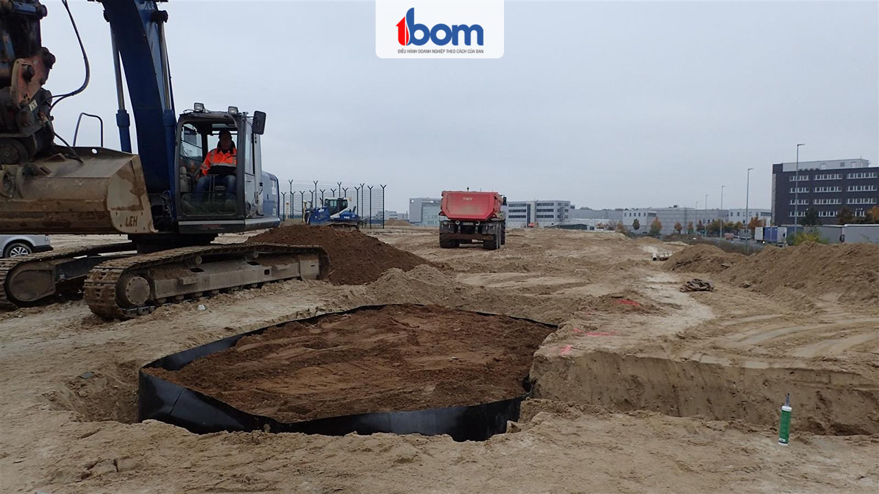 kiểm tra công trường xây dựng