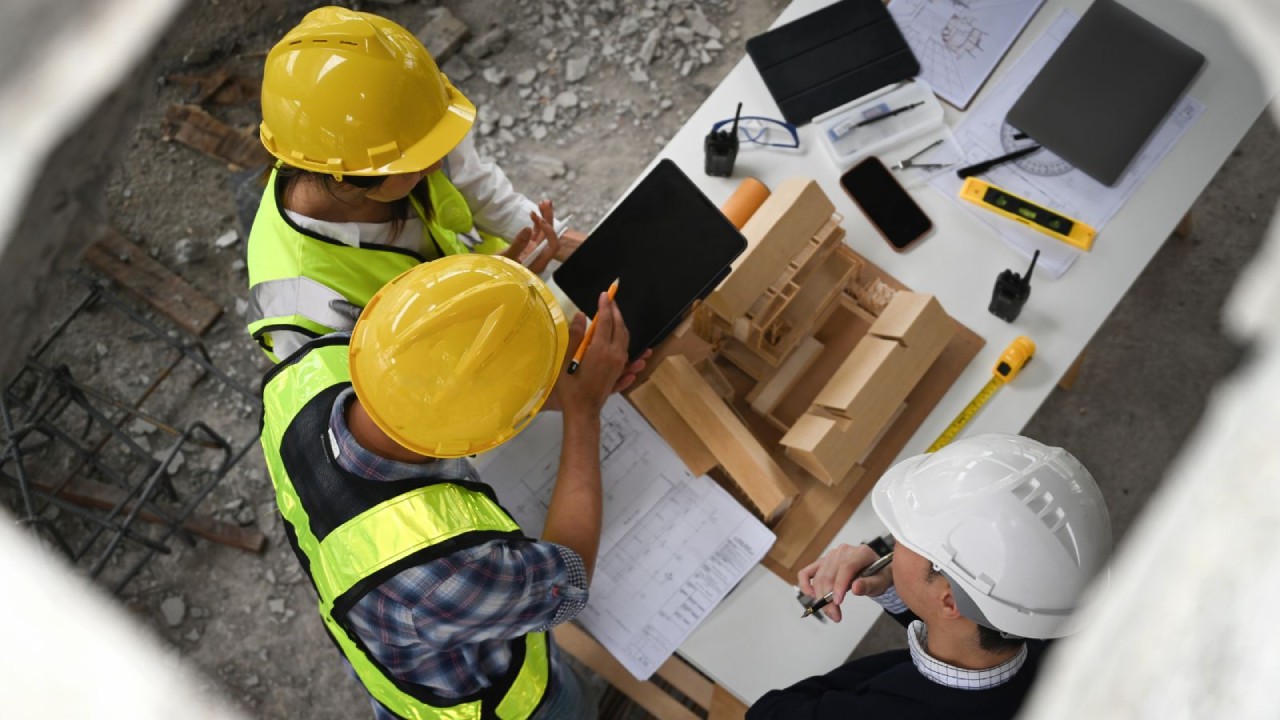 Một dự án bắt đầu trễ tiến độ từ khi nào