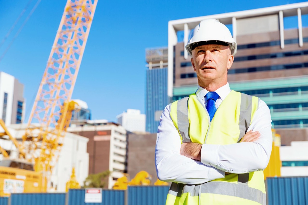 A Day in the Life of a Construction Site Manager: What Do They Really Do?